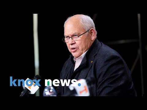 Why Phillip Fulmer is stepping down as Tennessee's athletic director