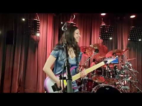 Nili Brosh - Lavender Mountains - live @Rockhal Luxembourg - 20240310 - "Too Real To Fake Tour"