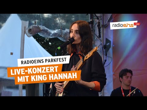 Live-Konzert mit King Hannah I Das radioeins Parkfest 2022
