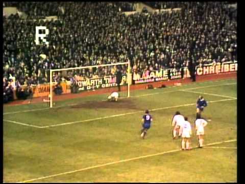 1975/76 - Leeds United v Everton