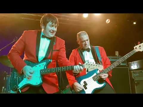 Surfer Joe live in Utrecht (includes full Misirlou and Fire Escape Rope)