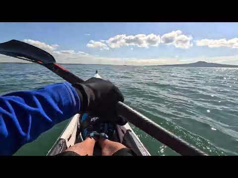 Cruising by the beach - Epic surfski V10L
