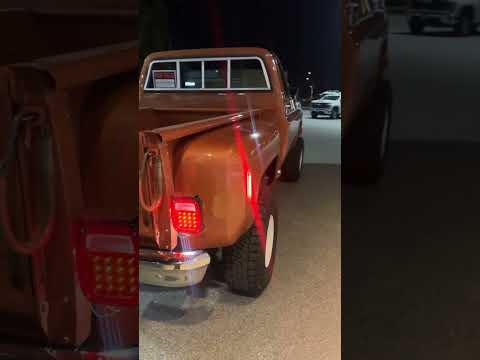 1977 Chevrolet K10 Custom Deluxe 4×4 Stepside