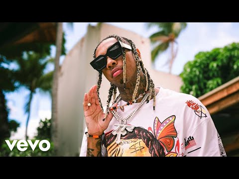 Tyga ft. Wiz Khalifa, Blueface - Baddie (Music Video)