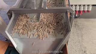 Ново машина за производство на палети Briquetting Technology Minicomplex presa peleti seria PellTech GFD-0.7 | Изображение 4 - Machineryline