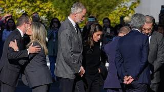 Los Reyes visitan a las víctimas de la tragedia ferroviaria en España