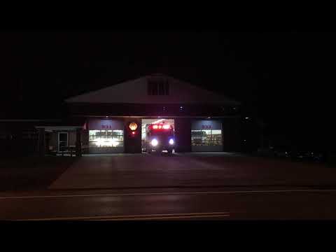 Deptford Twp. Rescue 938 and Engine 931 Responding - 11/11/17