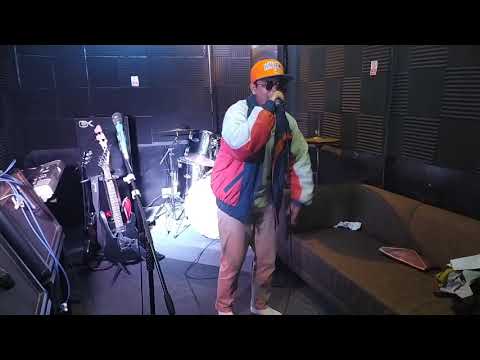 Archie B - Pekeng Reyalidad (Rockagay-AnRockShow)