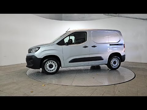 Peugeot Partner Pro Plus  Automatic With Comfort - Image 2