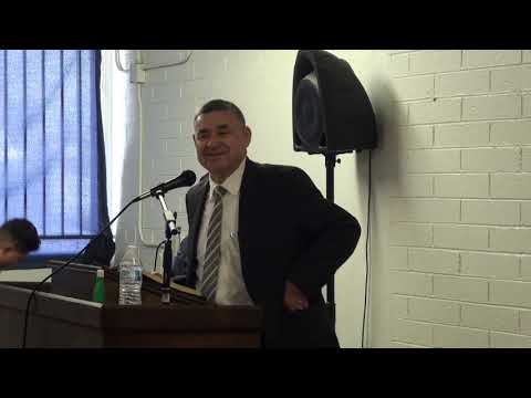 En El Tiempo De La Cosecha.  Phoenix, Arizona.