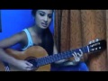 Симпотная девушка красиво поёт под гитару | musici 