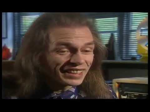 Yes Miscellany: 2003 - Steve Howe on the making of 'Yours is no Disgrace'