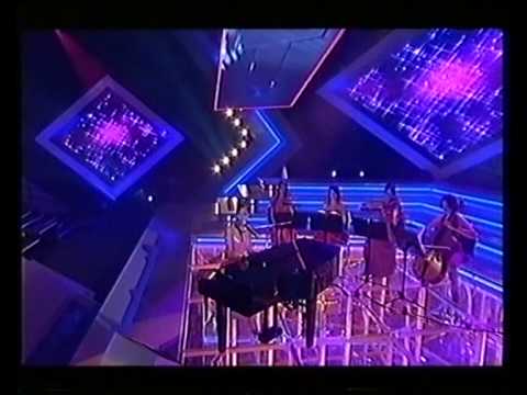 Roslynn Mahe sings 'Imagine' on the X-Factor