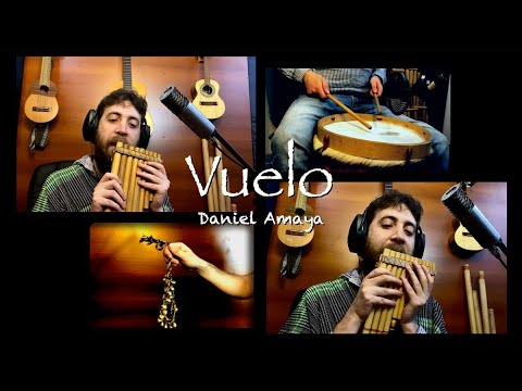 Vuelo - Daniel Amaya Charango