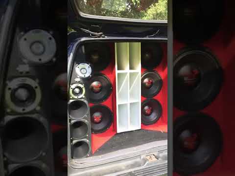 6 Ultravox pancadão 2k2 no porta malas