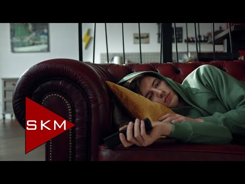 Grup GünDoğarken - Tek Başına  (Lyrics Video)