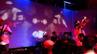 Gonjasufi - She's Gone (Live)