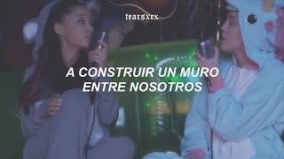 Miley Cyrus &amp; Ariana Grande - Don&#39;t Dream It&#39;s Over (español + video oficial)