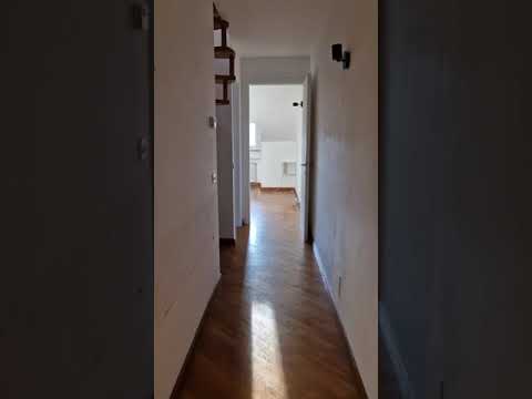 Tema Immobiliare: Borgo Incrociati caratteristica mansarda, subito abitabile