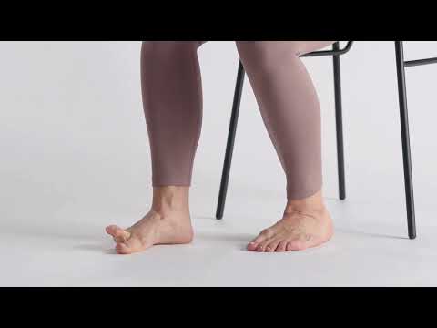 How to Do a Toe Yoga Exercise: A Guide from Physical Therapists