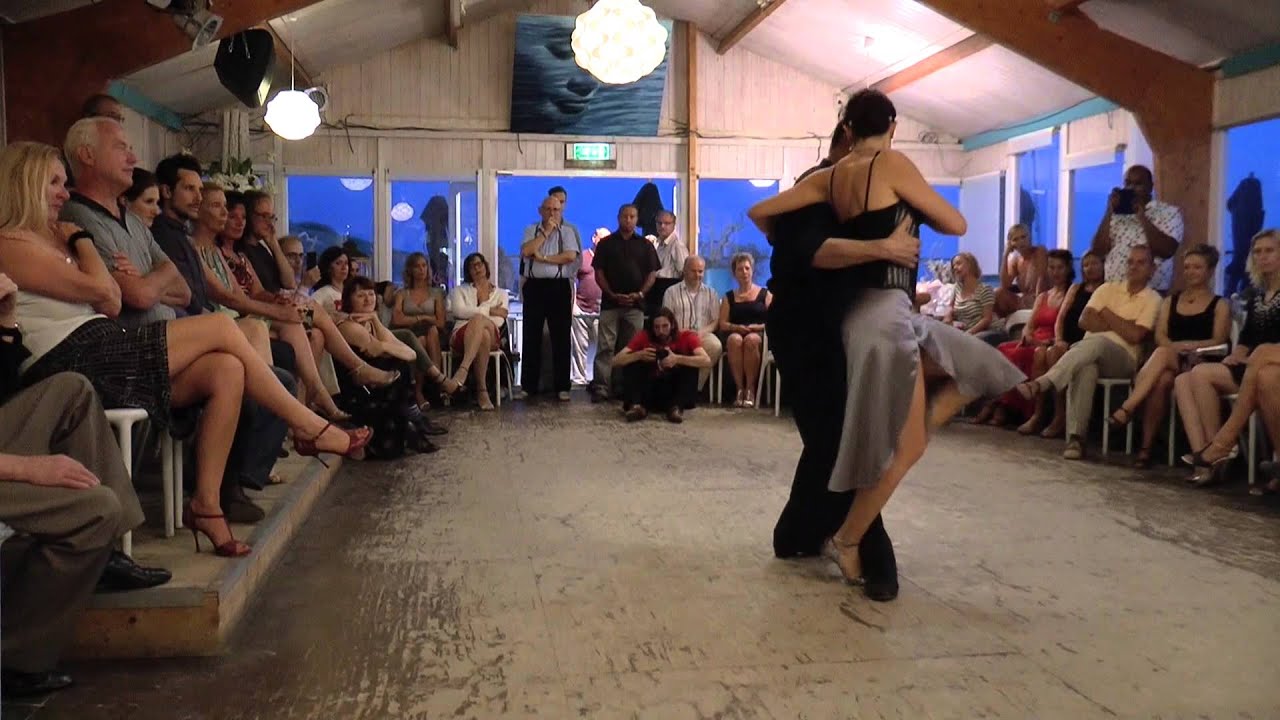 Jorge Fatauros & Silvia Mezzasoma in Milonga La Cantina (3) "Esta Noche de Luna" O.Pugliese