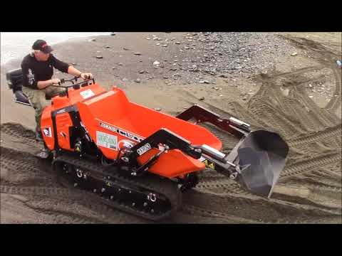 MOTOCARRIOLA CINGOLATA CORMIDI C 1500 DIESEL - IN AZIONE - SPIAGGIA ARENZANO S. BAMBINO GESU' PRAGA