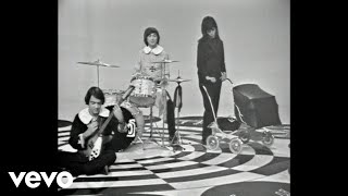 Music video thumbnail preview for Los Brincos - ¡Oh, Mama! (Canciones Signos Canciones (TVE)) by Los Brincos
