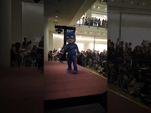 YouTube Thumbnail