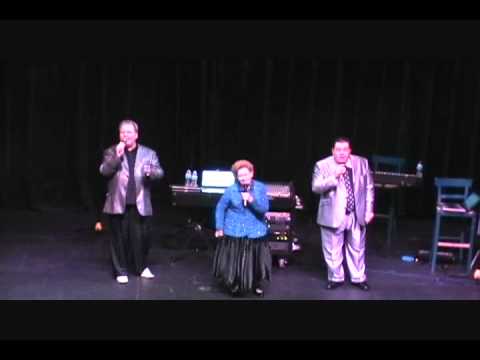 Naomi & The Segos Hallelujah Square