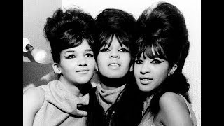 Silhouettes - The RAYS / The RONETTES - stereo