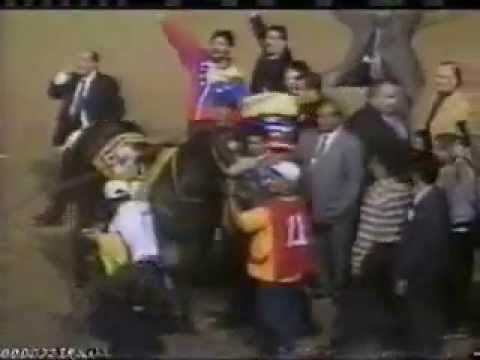 MY OWN BUSINESS con Emisael Jaramillo Clasico del Caribe 2000...!!!