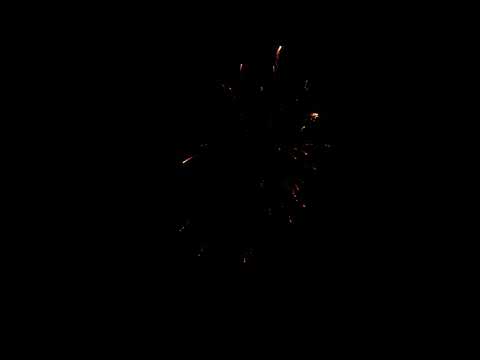 WHS-C2.5-2, 2.5inch cylinder shell, 50/1, F4: green wave with 4 cracklers