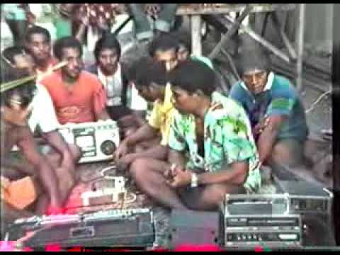 Te Rerio (Kiribati String Band)