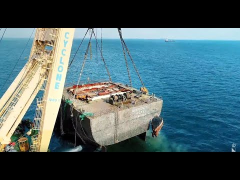 Oil and wreck removal JBB Derong 19