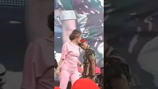 Download lagu KOPASSUS vs ZASKIAGOTIK #viral #shortvideo #music #shorts #youtubeshorts #zaskiagotik #tni #fyp mp3