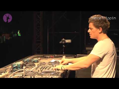 Funkagenda - Astana (Sultan & Ned Shepard Remix) [played by Fedde Le Grand]