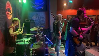 Video The Offspring Tribute v Kroměříži - Come out and play