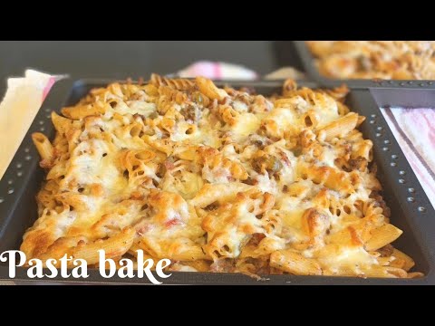 THE CREAMIEST PASTA BAKE