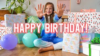 OLIVIA'S 10th HAPPY BIRTHDAY SPECIAL! 🎁 *OPENING PRESENTS*