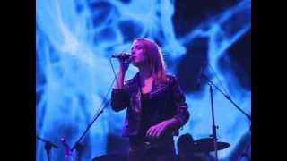 Emre Aydın & Ezgi Yelen // Soğuk Odalar