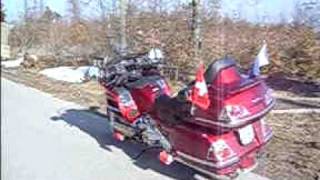 preview picture of video 'Goldwing ride on small Forrest road'