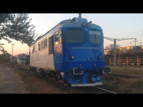 DA 788 A depoului Iași surprinsă la manevre pentru a se duce in depoul CFR Iași