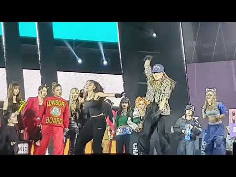 YGX JIHYO VS HOLY BANG EVEE DANCE BATTLE / STREET WOMAN FIGHTER CONCERT / SWF: ON THE STAGE