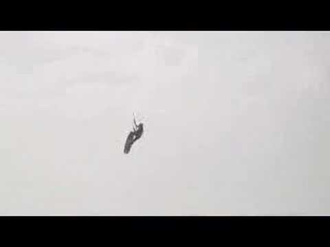 LEN10 kiteboarding freezing cold session...Noordwijk!