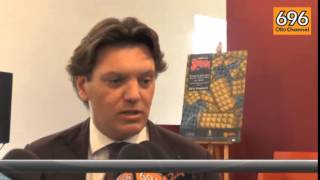 premio-strega-conduce-dario-vergassola