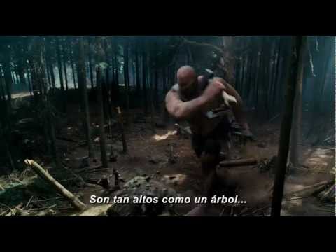 FURIA DE TITANES 2 - Detrás de cámaras "Cíclopes" - Oficial de Warner Bros. Pictures