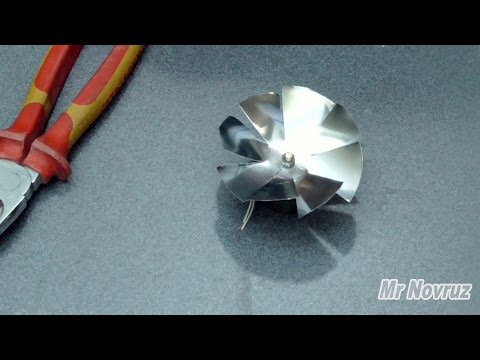 Как сделать пылесос из бутылки своими руками? / How to make the vacuum cleaner out of the bottle?