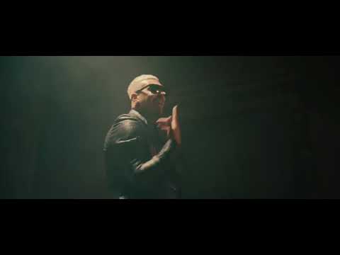 TzAnCa UrAgAnU & AlEx VeLeA