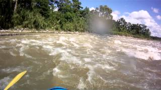 preview picture of video 'White Water Rafting in Costa Rica - Beginning'