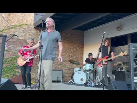 Run Westy Run at HiFi Hair &N Records Alley Series